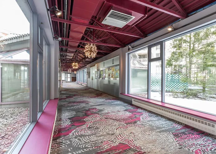 Le Nouvel Hotel